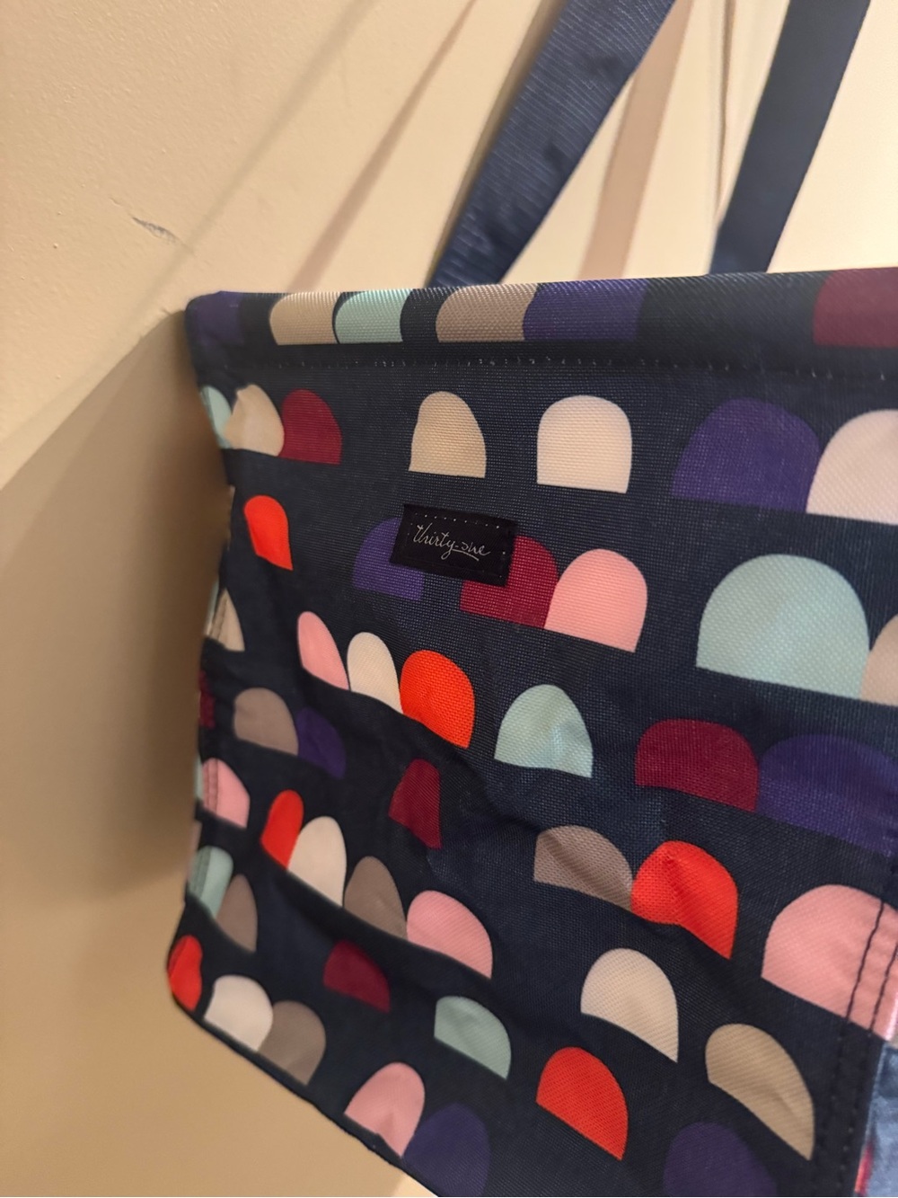Thirty-One Medium Utility Tote in "Gumdrop Spots" (GUC) - Picture 4 of 12